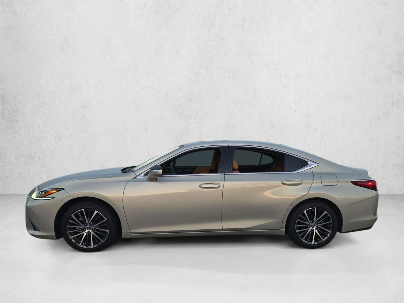 Used 2025 Moonbeam Beige Metallic Lexus ES 350 image 8
