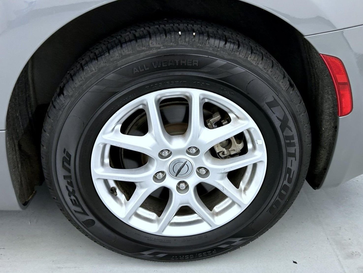 Used 2023 White Chrysler Touring L image 20