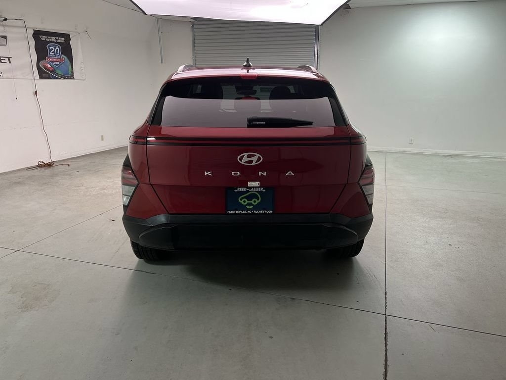 2025 Hyundai Kona SEL - Photo 7