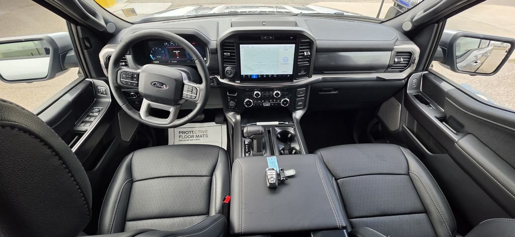 New 2026 Iconic Silver Metallic Ford Lariat® image 28