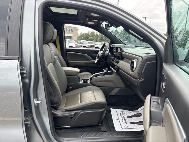 Used 2023 Gray Chevrolet ZR2 image 22
