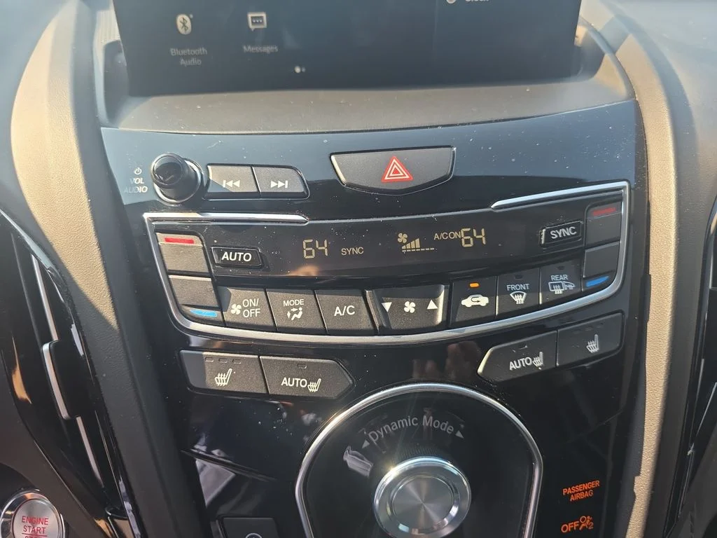 Used 2021  Acura Base image 17