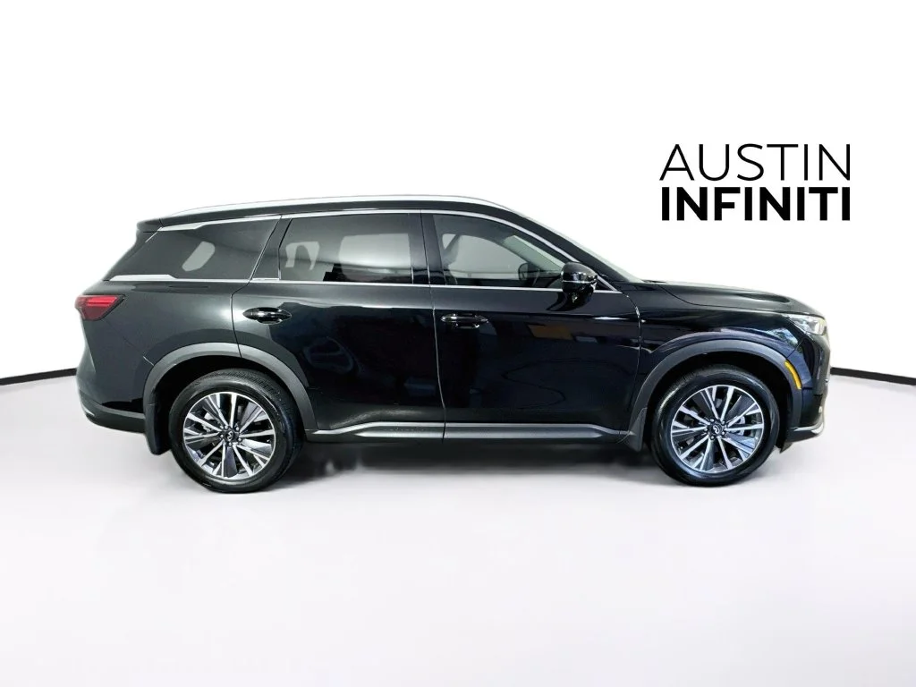 Certified Used 2027 Black INFINITI LUXE image 11