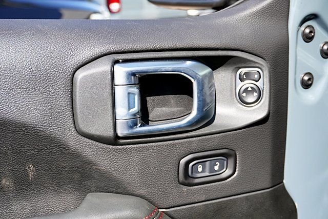 New 2026 Anvil Clear-Coat Exterior Paint Jeep Rubicon X image 31