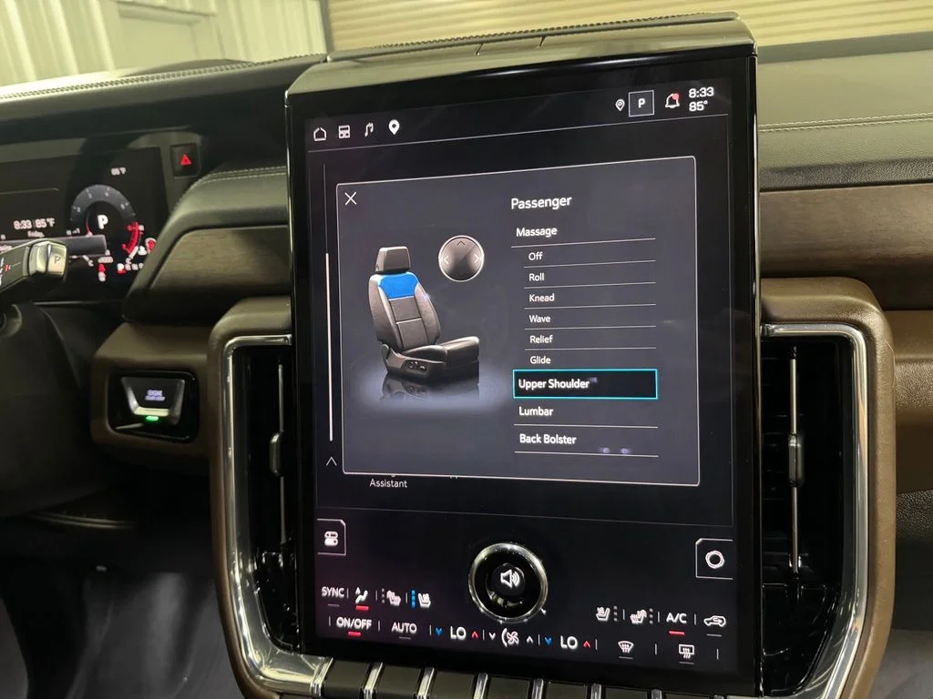 Used 2025 Sterling Metallic GMC Denali Ultimate image 30