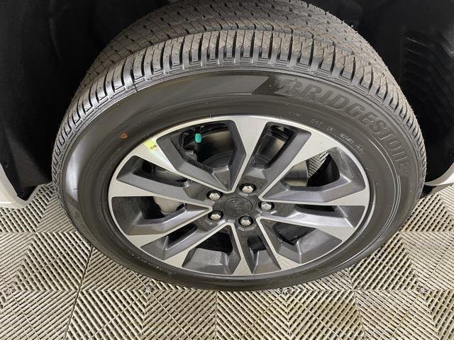 2025 Jeep Grand Cherokee Overland - Photo 23