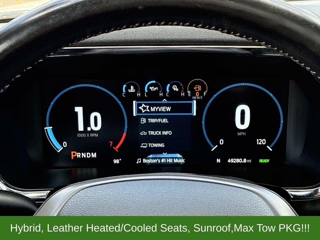 Used 2022 White Ford Lariat image 30