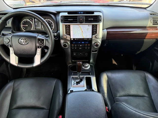 Certified Used 2020 MAGNETIC GRAY MET. Toyota Limited image 27