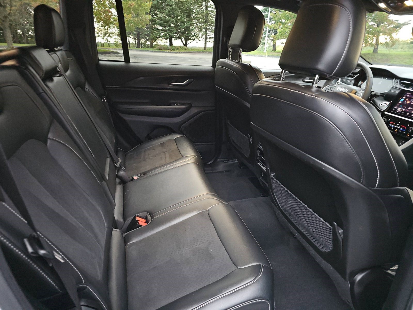 Certified Used 2025 Bright White Clearcoat Jeep Altitude image 12
