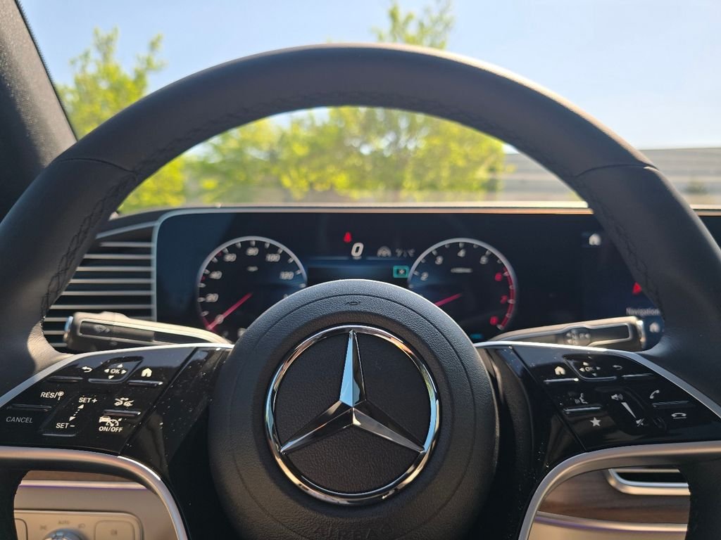 New 2026 Obsidian Black Metallic Mercedes-Benz GLE 450 Coupe image 30