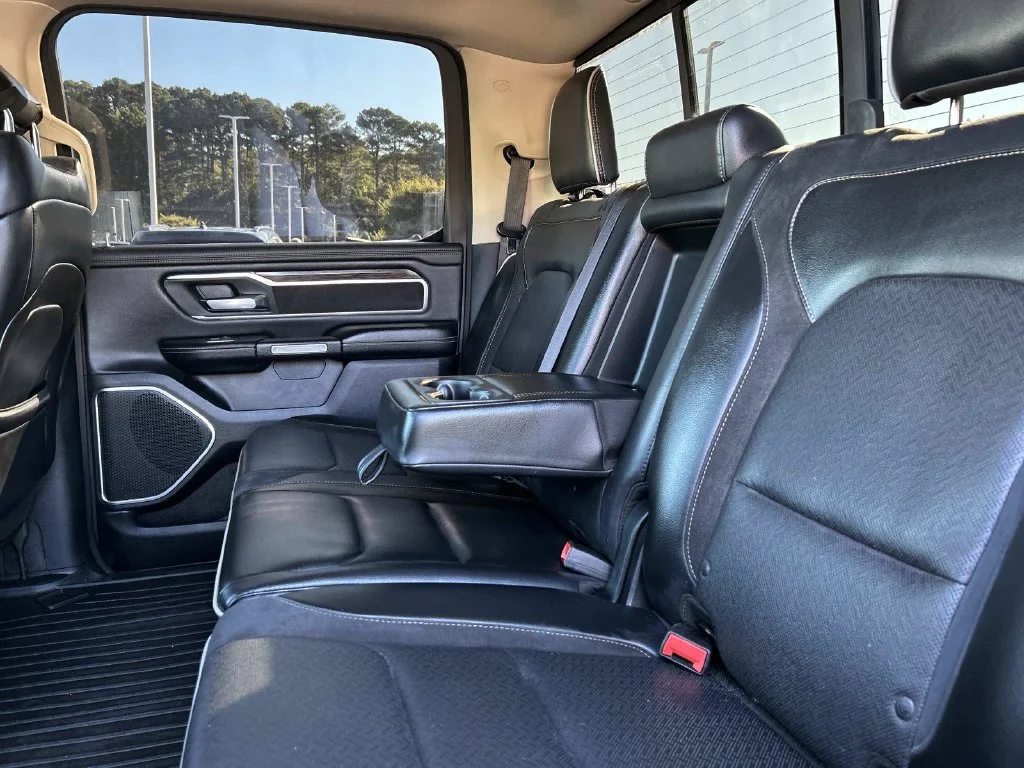 Used 2019 Black Ram Laramie image 15