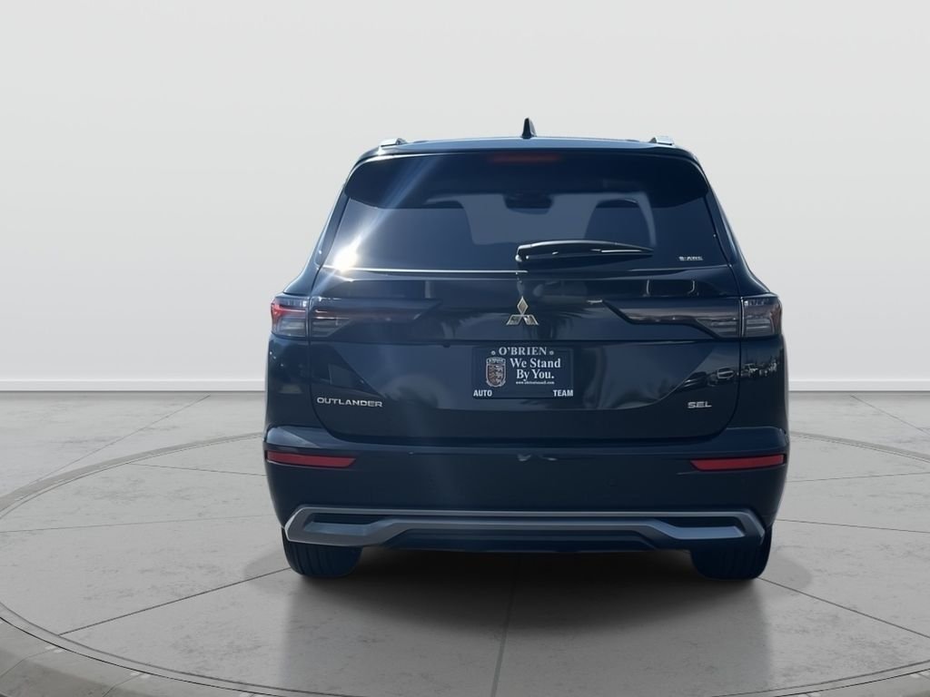 2026 Mitsubishi Outlander SEL - Photo 11
