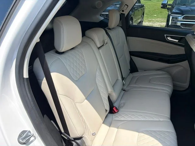 Used 2023 White Metallic Ford Titanium image 84