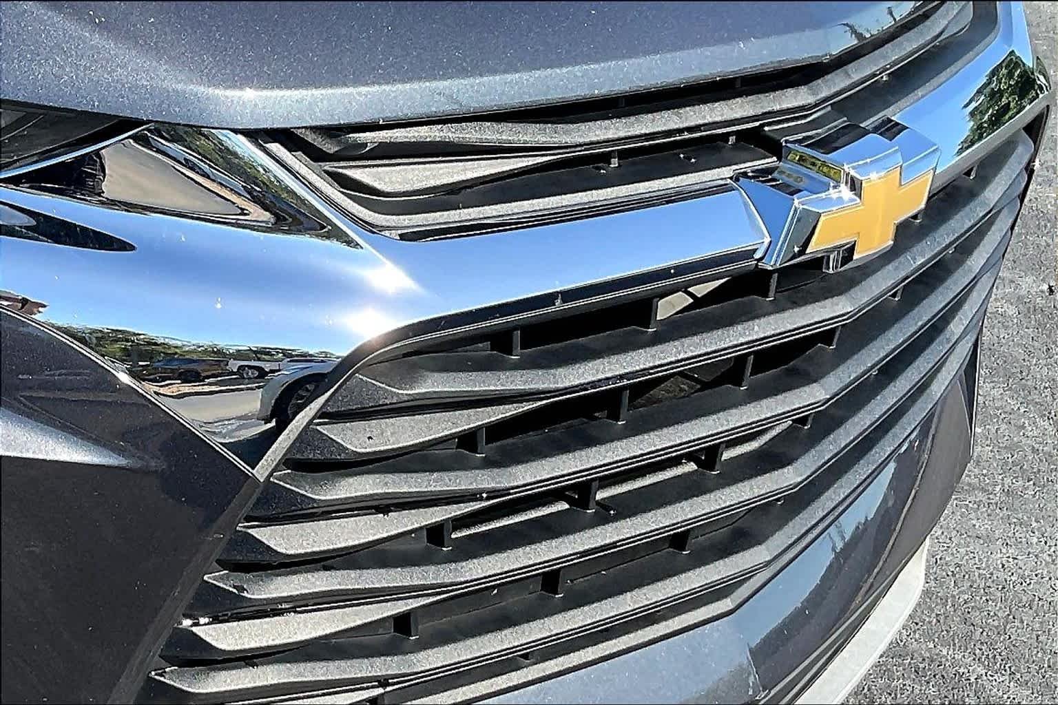 Used 2022 Iron Gray Metallic Chevrolet LT image 29