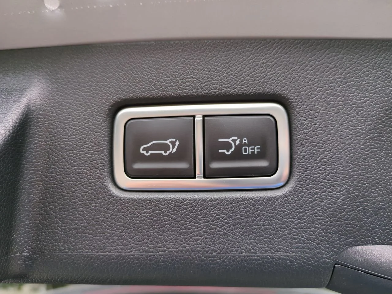 2026 Kia Sorento EX - Photo 16