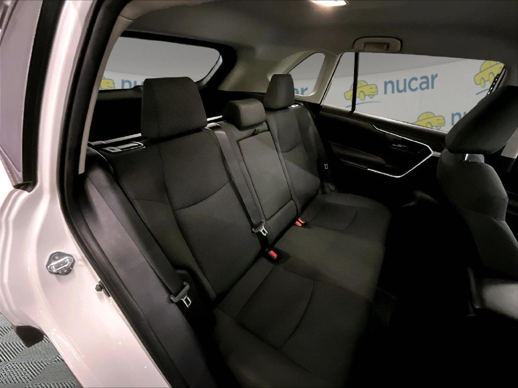 Used 2025 Ice Toyota LE image 16