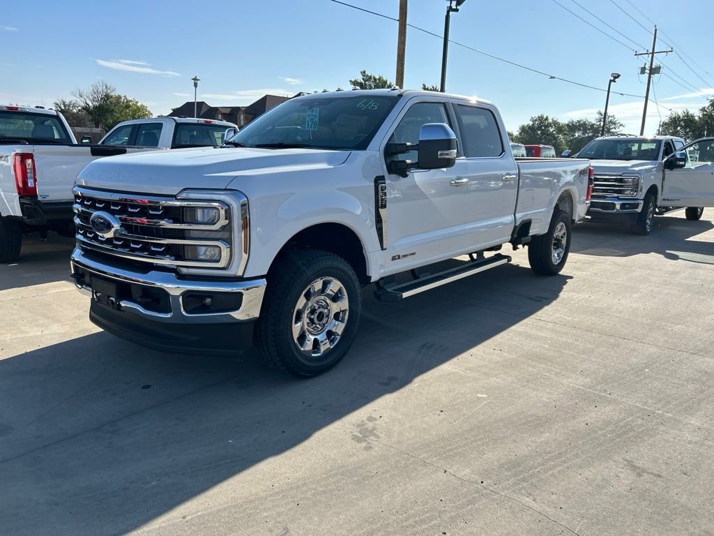 New 2026 Oxford White Ford Lariat image 1