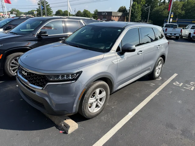 2023 Kia Sorento LX