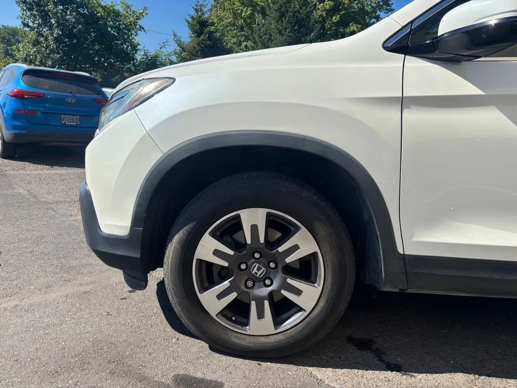 Used 2017 White Diamond Pearl Honda RTL-E image 11