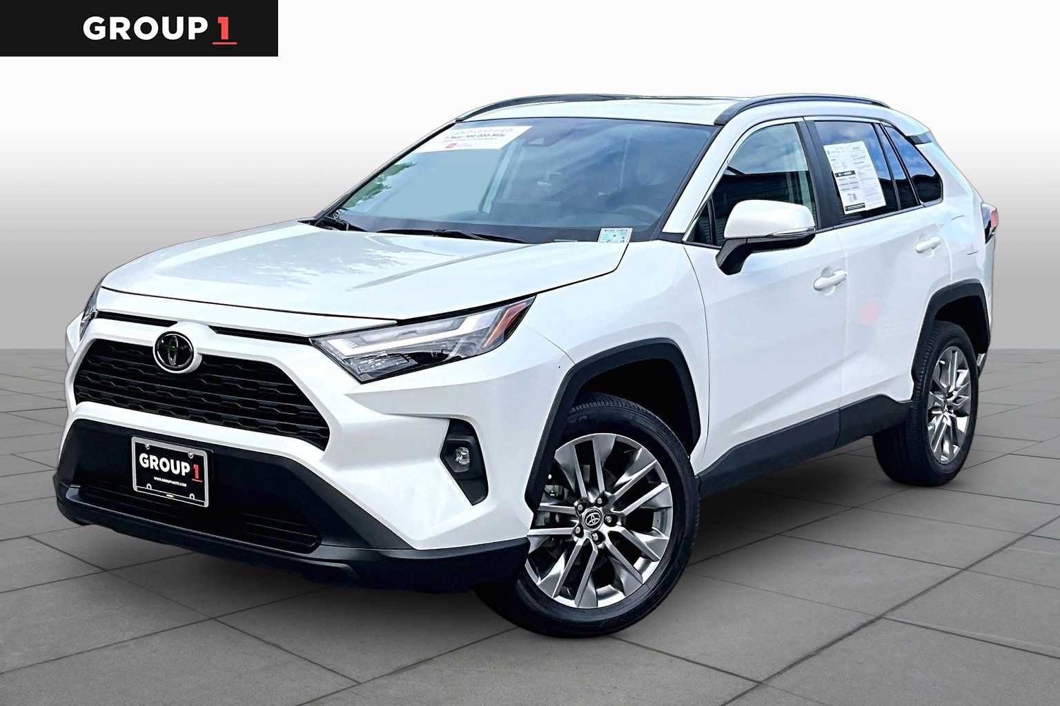 2024 Toyota RAV4 XLE Premium