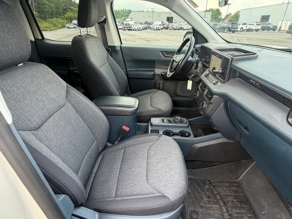 Used 2024  Ford XLT image 12