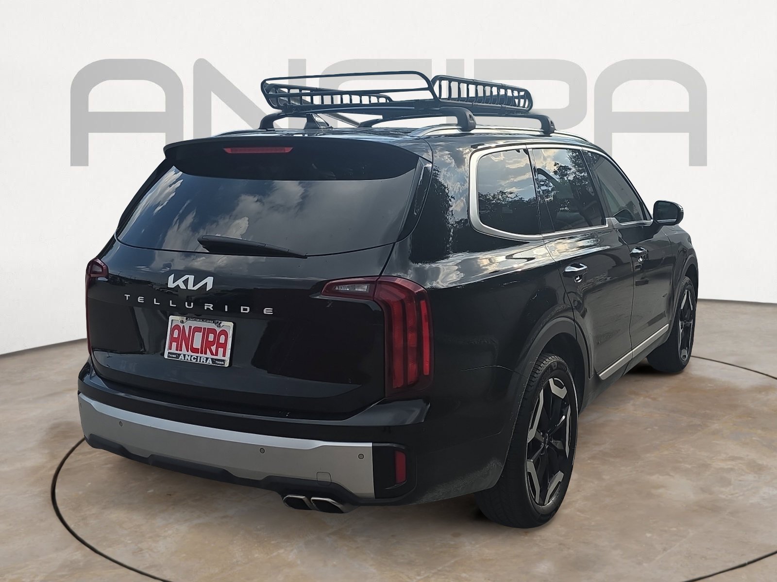 Certified Used 2024 Ebony Black Kia S image 8