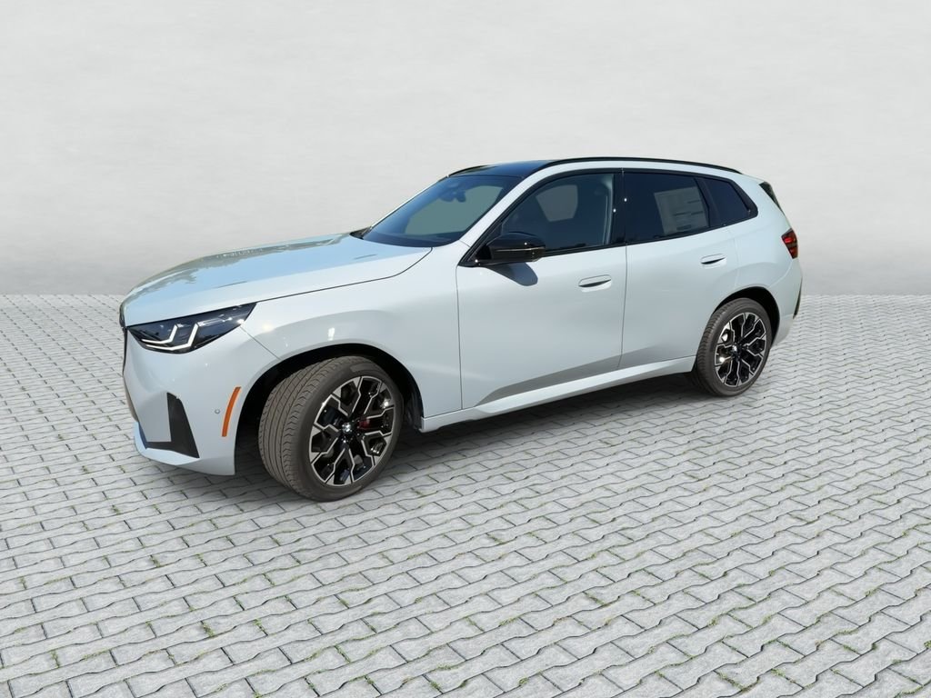 New 2026 Brooklyn Grey Metallic BMW M50 xDrive image 4