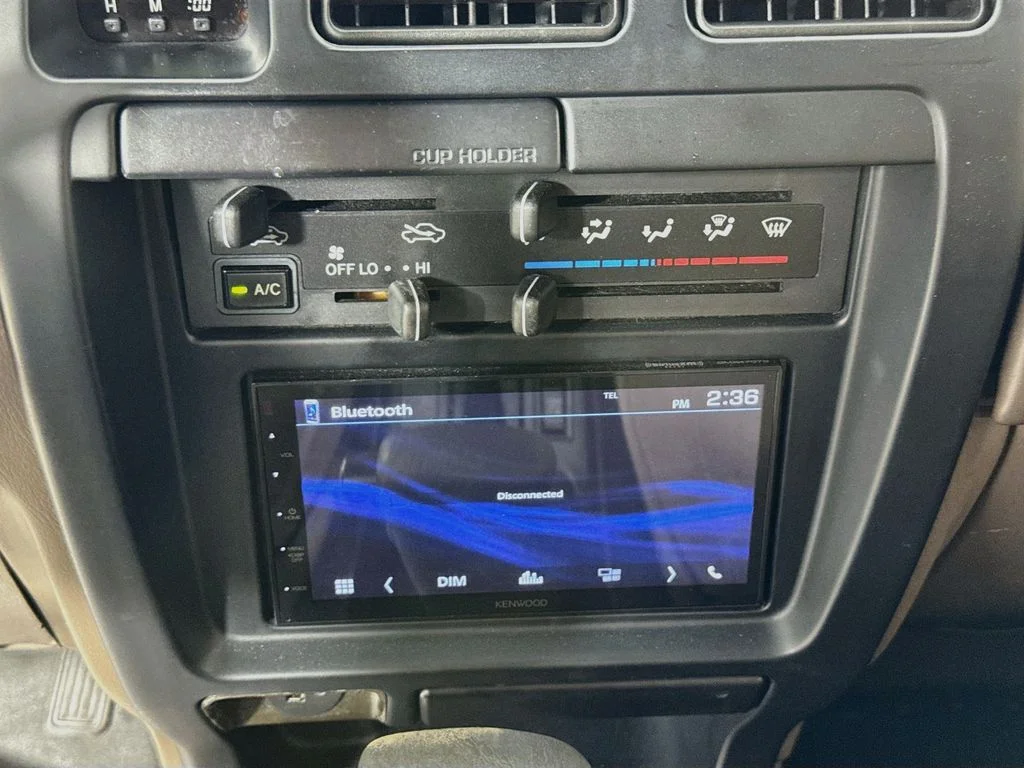 Used 1997  Toyota SR5 image 15