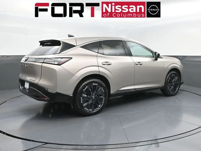 New 2026 Gold Nissan Platinum image 7