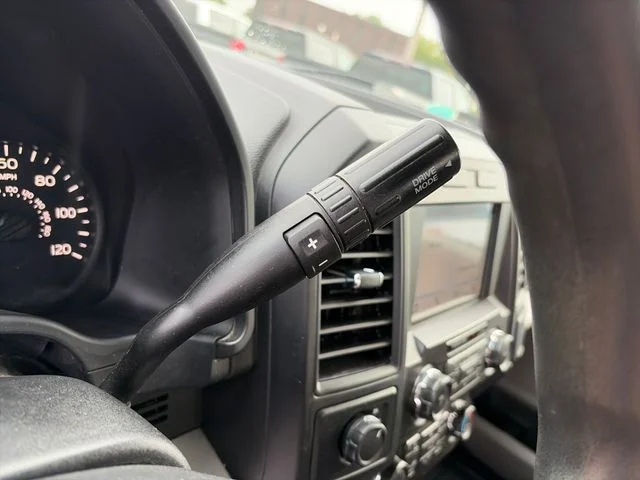Used 2019 Black Metallic Ford XL image 23