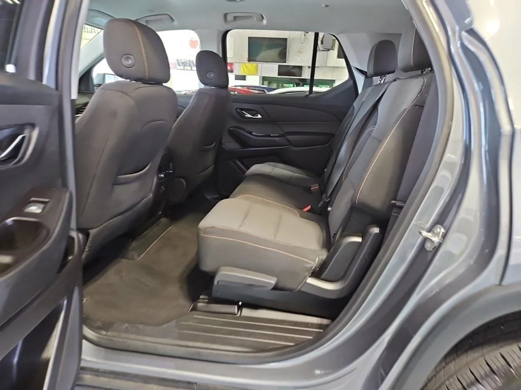 Used 2019 Gray Chevrolet LT image 10