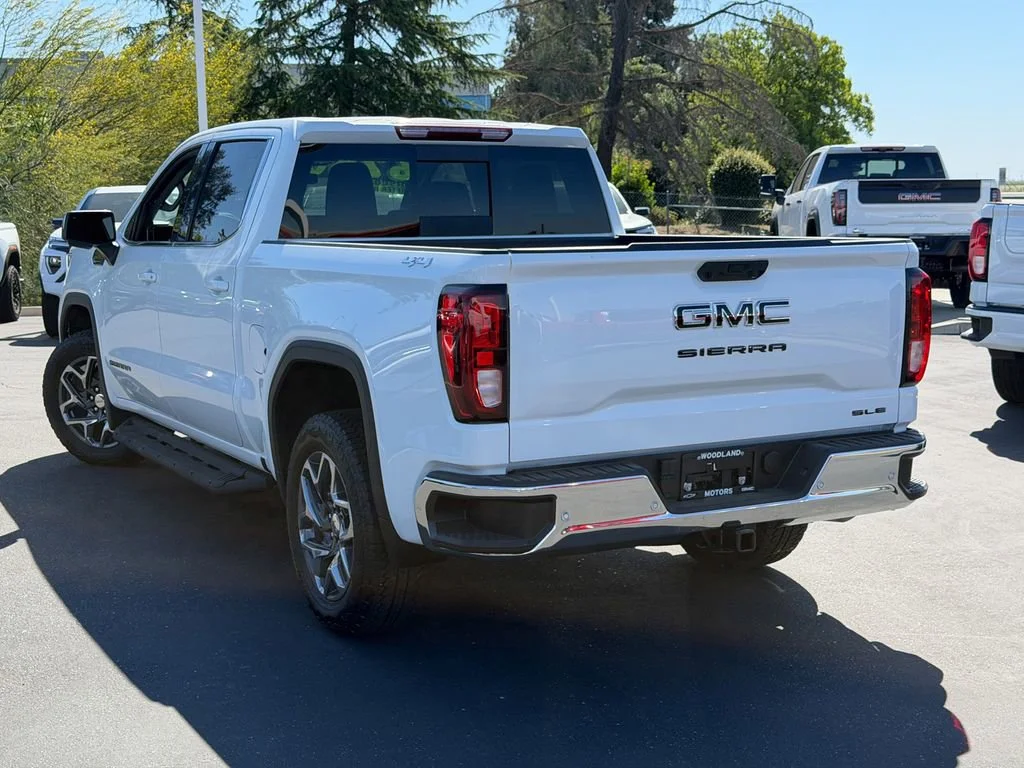 New 2026 Summit White GMC SLE image 12