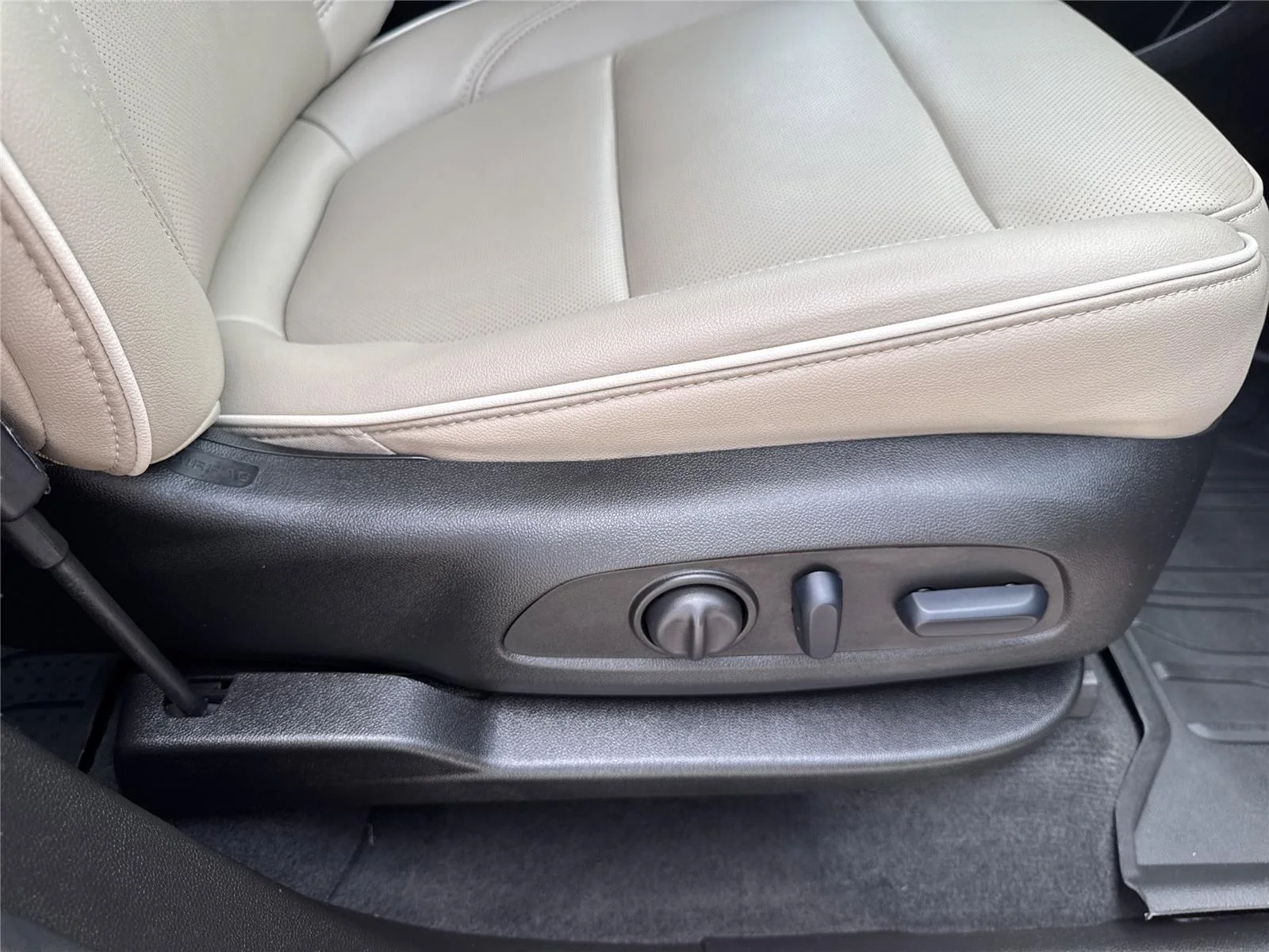 Used 2023 Radiant Red Tintcoat Chevrolet Premier image 38
