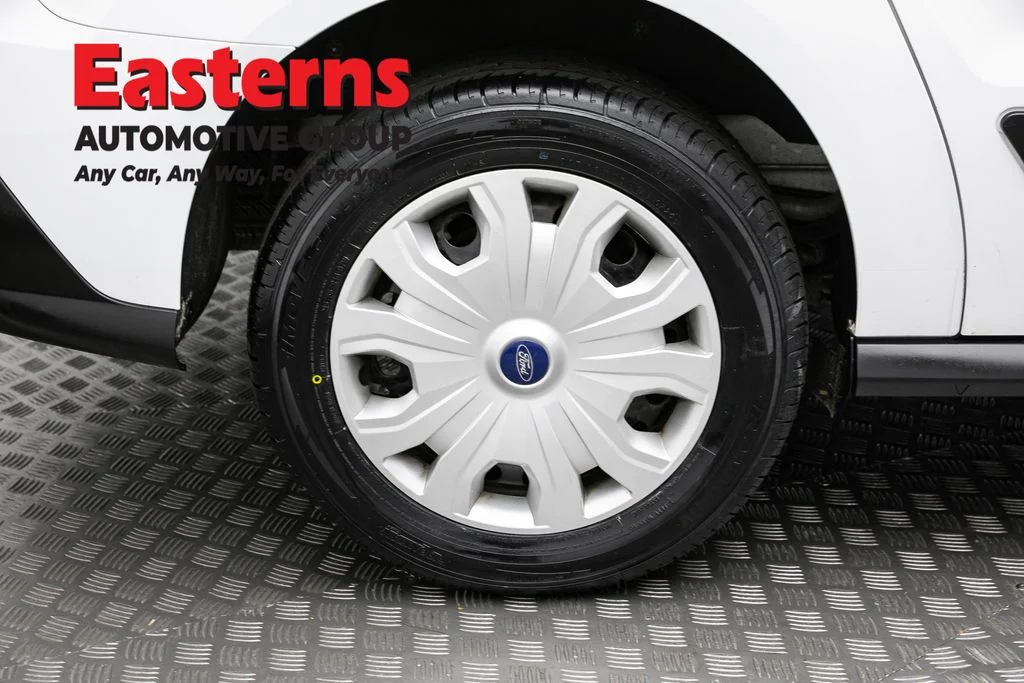 Used 2022 White Ford XLT image 8