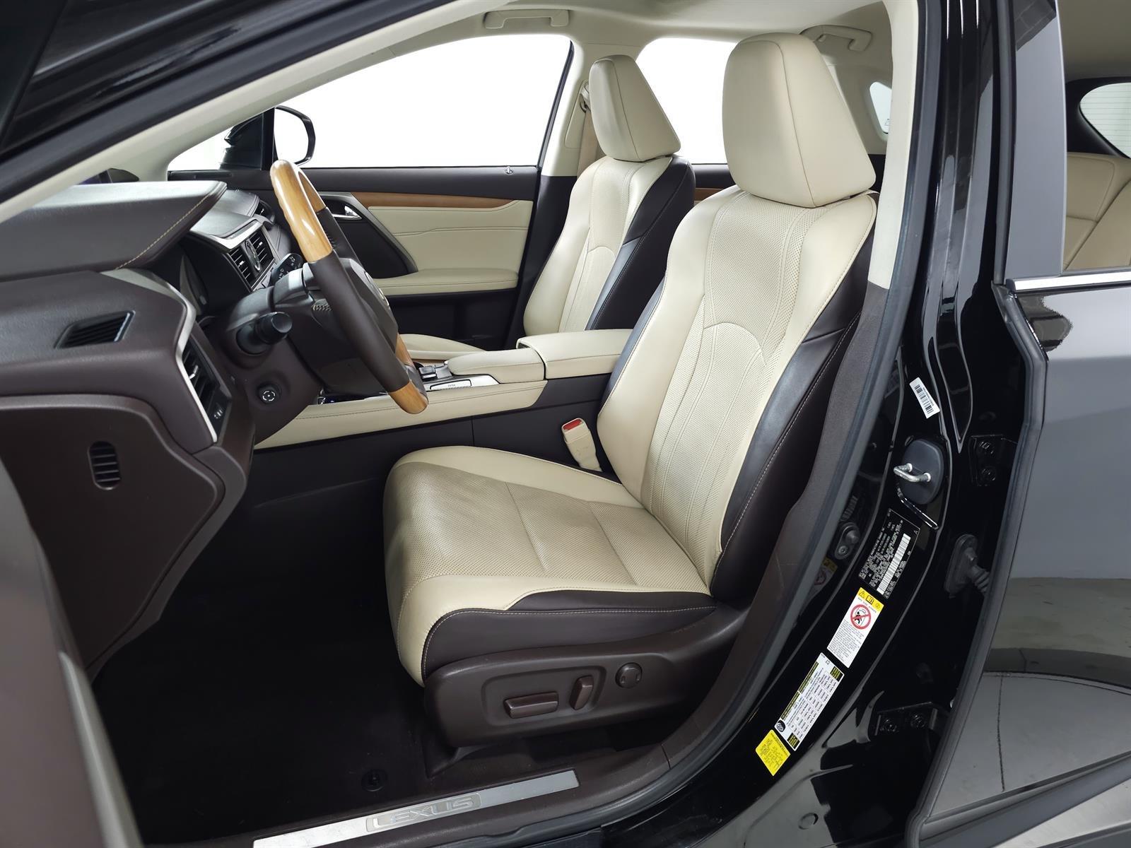 Used 2016 Black Lexus HYBRID image 13