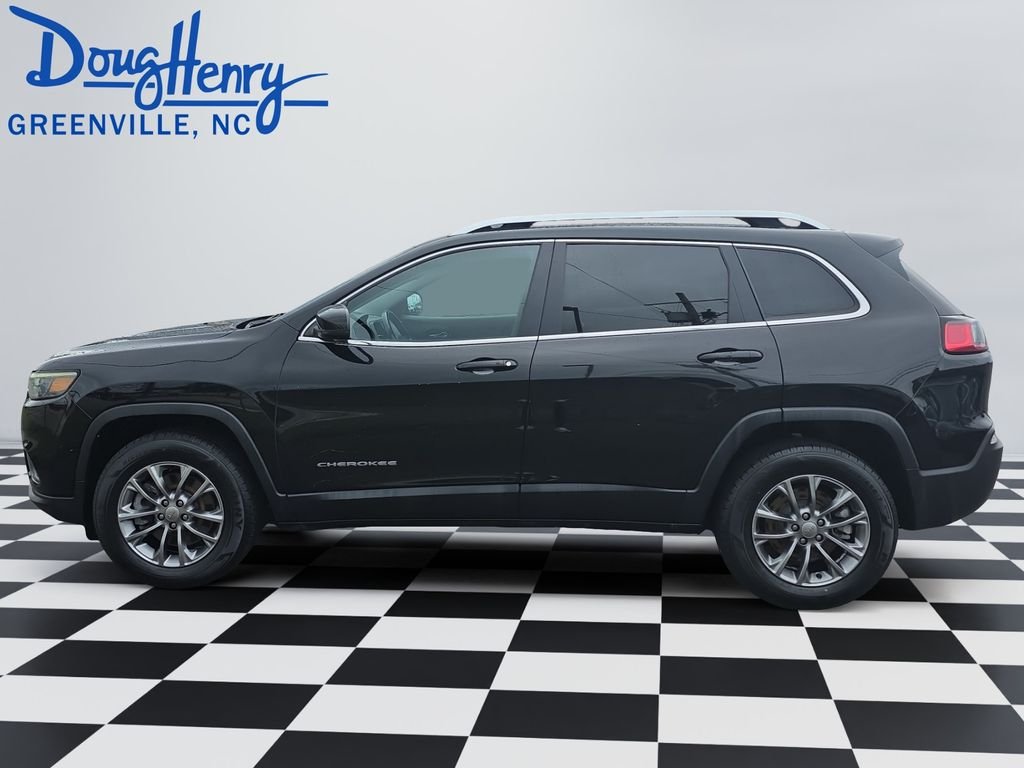 Used 2020 Black Jeep Latitude Plus image 2