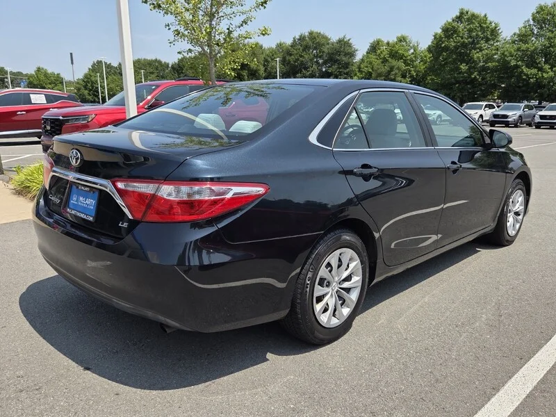 Used 2016 BLACK TOYOTA LE image 5