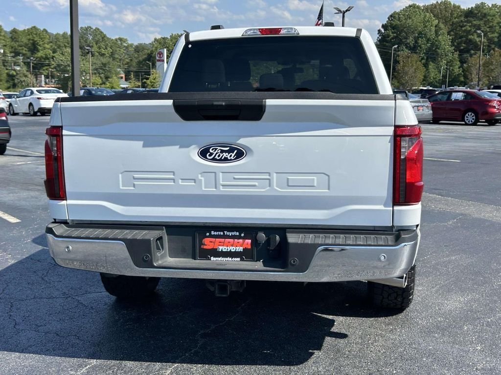 Used 2025 White Ford XLT image 4