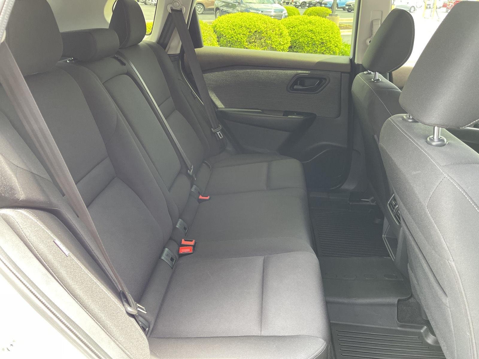 Used 2023 Glacier White Nissan S image 30