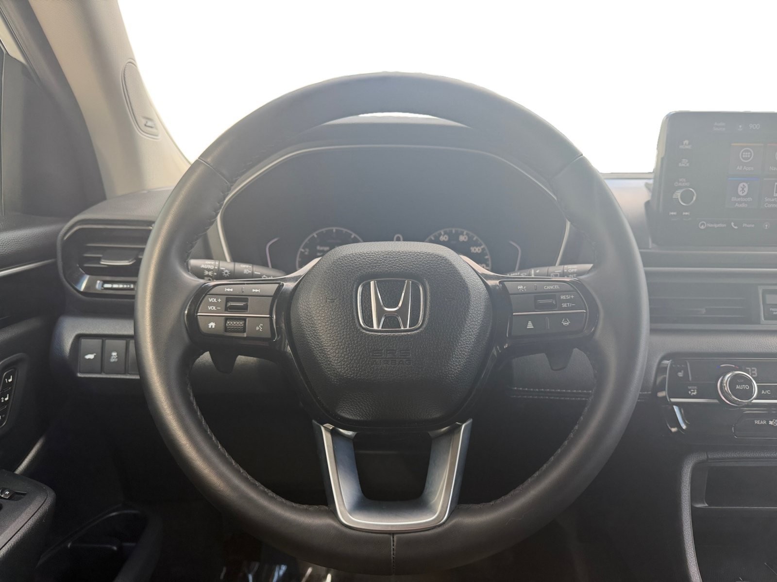 Certified Used 2025 Platinum White Pearl Honda Touring image 10