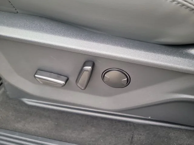New 2026 Black Metallic Ford Active image 23