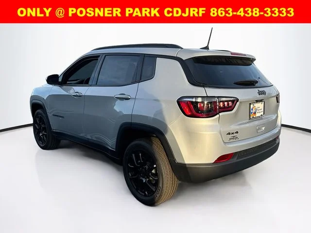 New 2026 Silver Zynith Metallic Clear-Coat Exterior Paint Jeep Latitude image 7