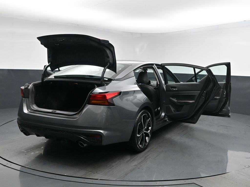 2023 Nissan Altima SR - Photo 26
