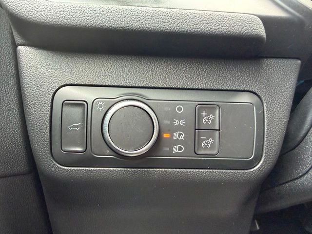 Certified Used 2022 Gray Ford SE image 25
