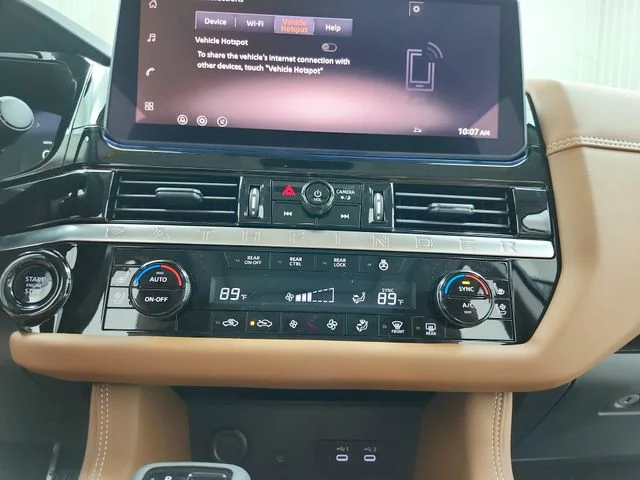 New 2026 Black Nissan Platinum image 35