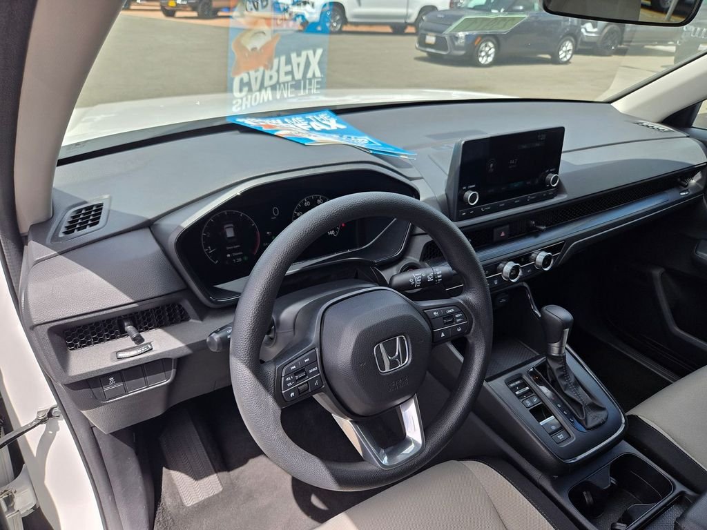Used 2025  Honda LX image 6