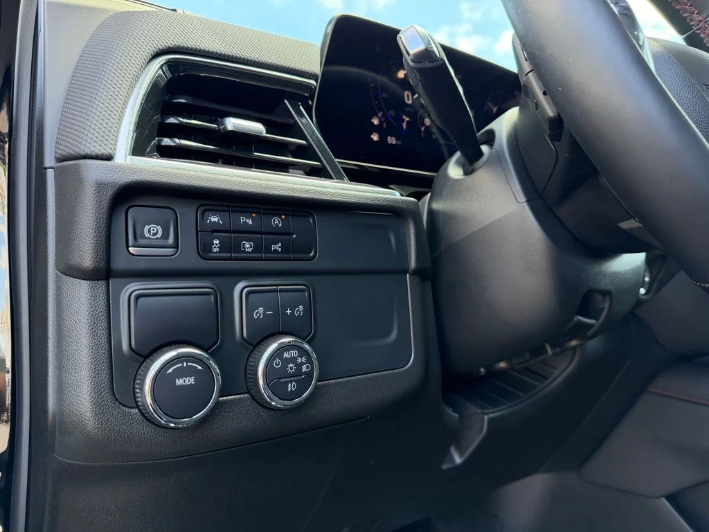 Used 2025 Black Chevrolet RST image 13