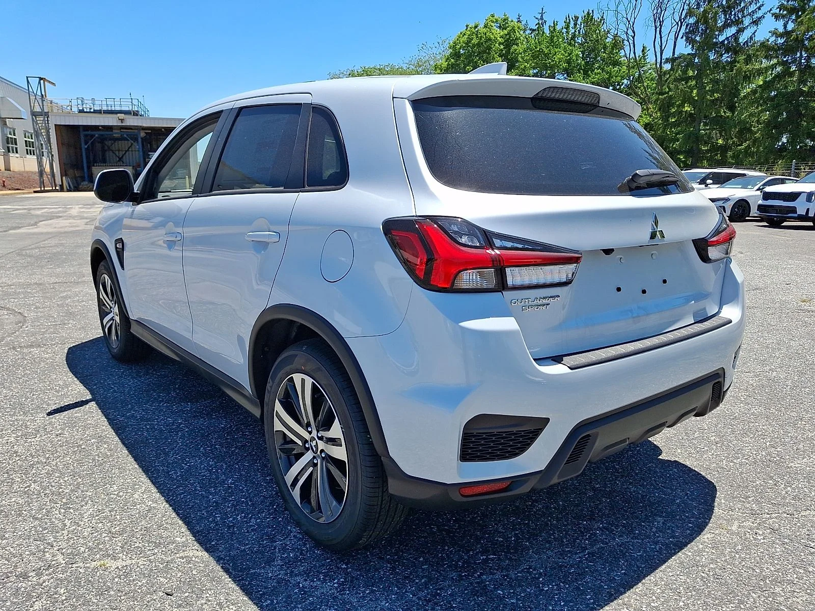 New 2026 White Mitsubishi 2.0 ES image 6