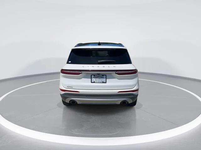 Used 2020 White Lincoln Standard image 6