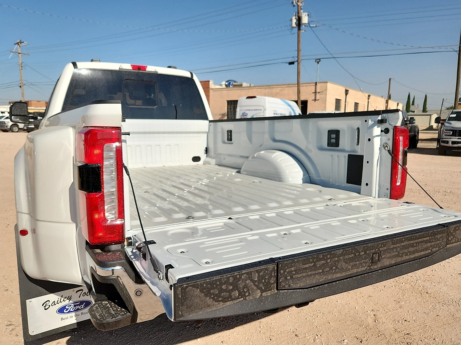 New 2026 Star White Metallic Tri-Coat Ford King Ranch image 12